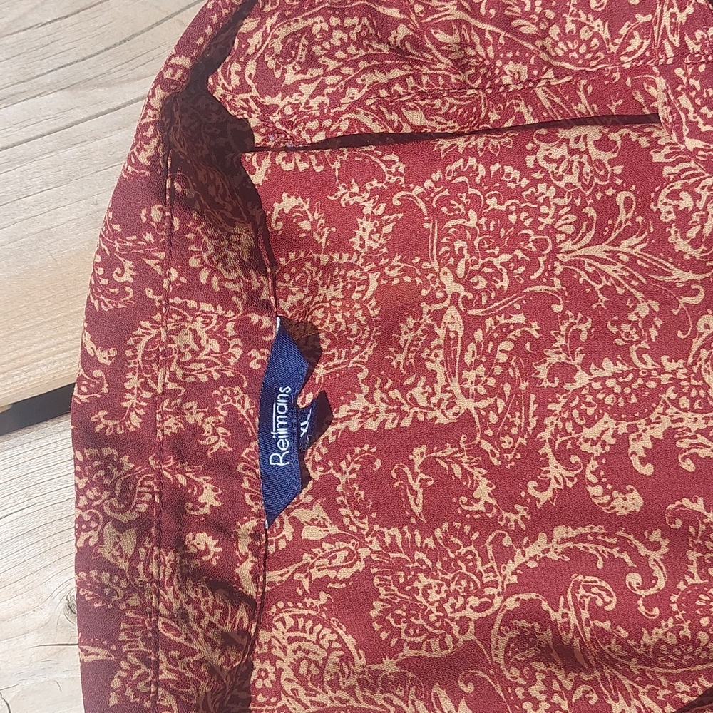 Reitmans‎ blouse - Picture 2 of 6